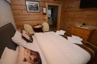 Проживание в семье U Tatarów Сухе Двухместный номер с двуспальной кроватью и дополнительной кроватью-3